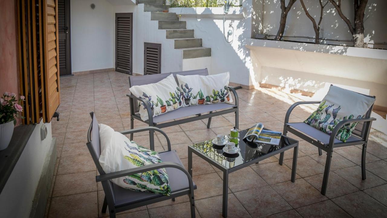 Oasi In Centro - Cala Gonone Διαμέρισμα Εξωτερικό φωτογραφία